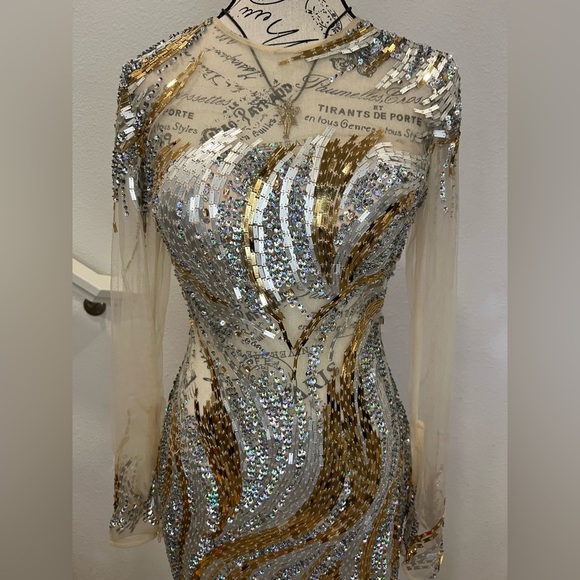 Jovani - chromed Long Sleeve Illusion Scoop Neck Sheath Dress - Picture 4 of 12